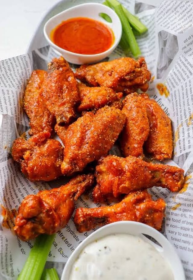 12Pc Chicken Wings w/ Side.